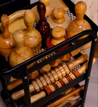 NOA massages & bien-être / Hydrafacial / massages bien-être / Mix massage art: mélange de différentes techniques (californien, thaï, lomi-lomi, deep tissue…)