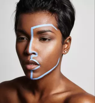 NOA massages & bien-être / Hydrafacial / massages bien-être / Mix massage art: mélange de différentes techniques (californien, thaï, lomi-lomi, deep tissue…)